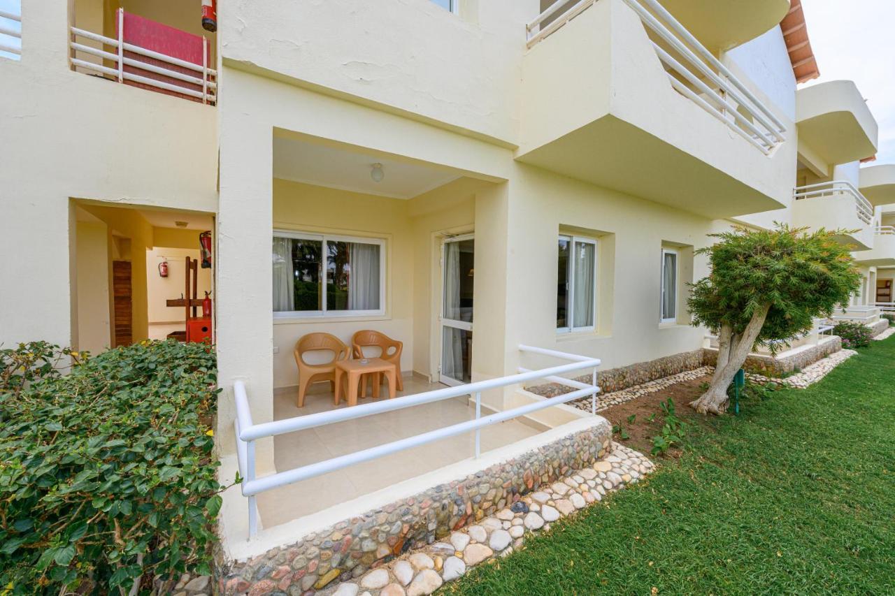 Golden Beach Resort Хургада Екстер'єр фото